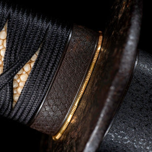KATANA100-card-zoom-fuchi-1790425530