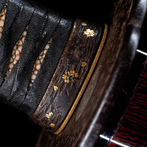 KATANA102-card-zoom-fuchi-1790425531
