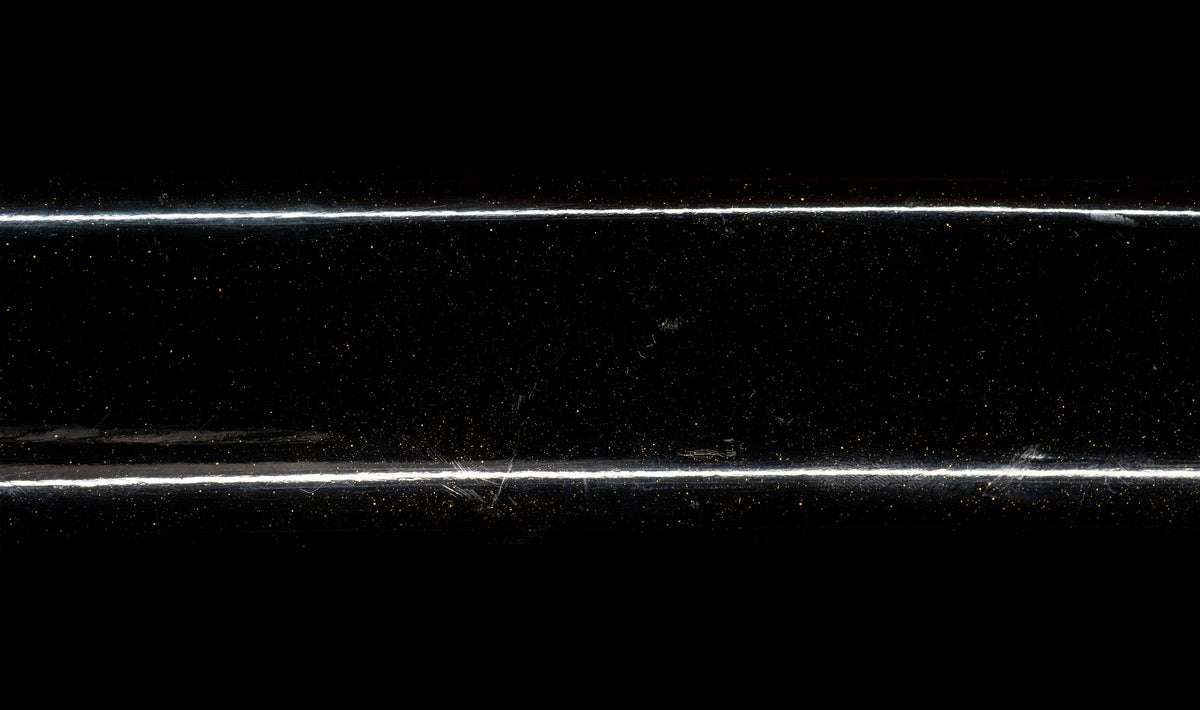 Antiker japanischer katana aus der Muromachi-Epoche, Kaifu zugeschrieben, mit durchbrochenem Eisen-Sukashi tsuba und Shakudō-Figuren fuchi-kashira - NBTHK Hozon