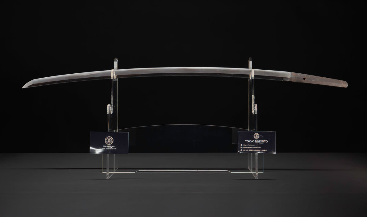 Antiker japanischer katana aus der Muromachi-Epoche, Kaifu zugeschrieben, mit durchbrochenem Eisen-Sukashi tsuba und Shakudō-Figuren fuchi-kashira - NBTHK Hozon
