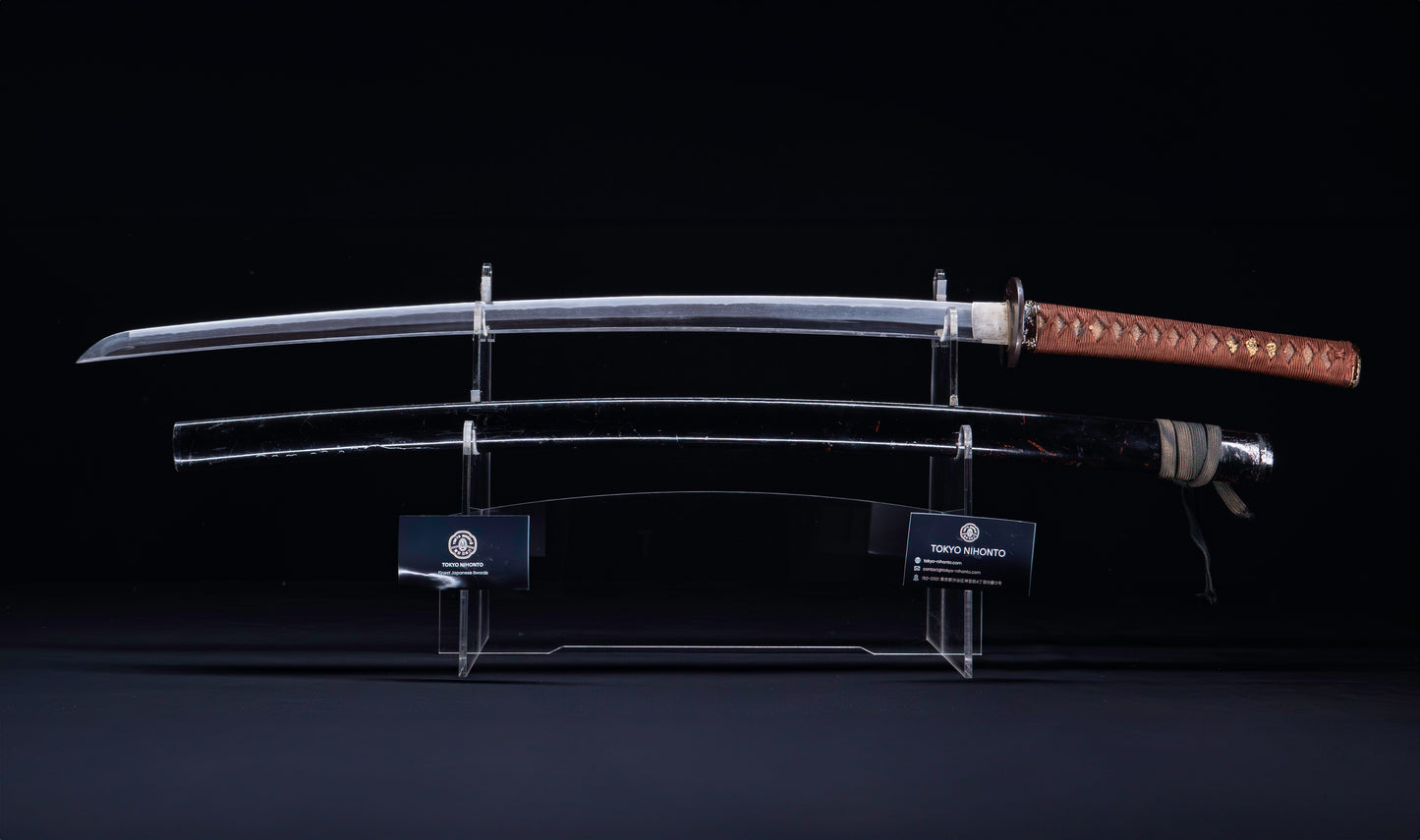 Katana japonesa antigua firmada Kojima Katsumasa con tsuba de hierro tipo paisaje