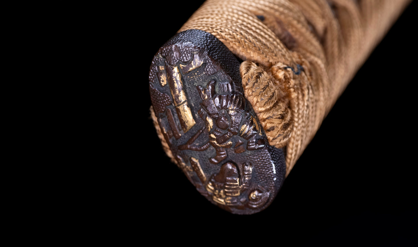 Katana japonesa antigua de Kaifu con doble Hozon y tsuba Gunbai de Myōchin
