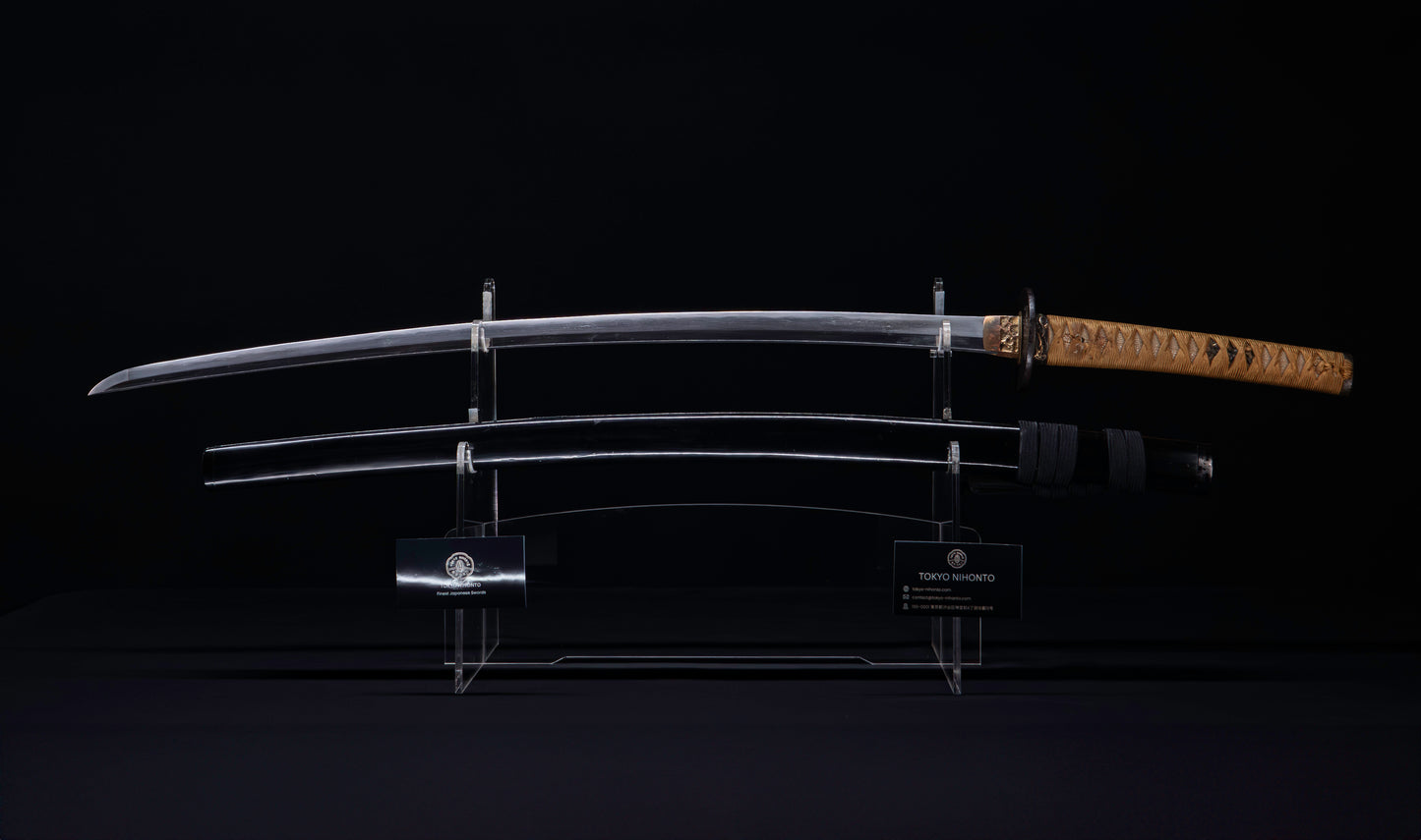 Katana japonesa antigua de Kaifu con doble Hozon y tsuba Gunbai de Myōchin