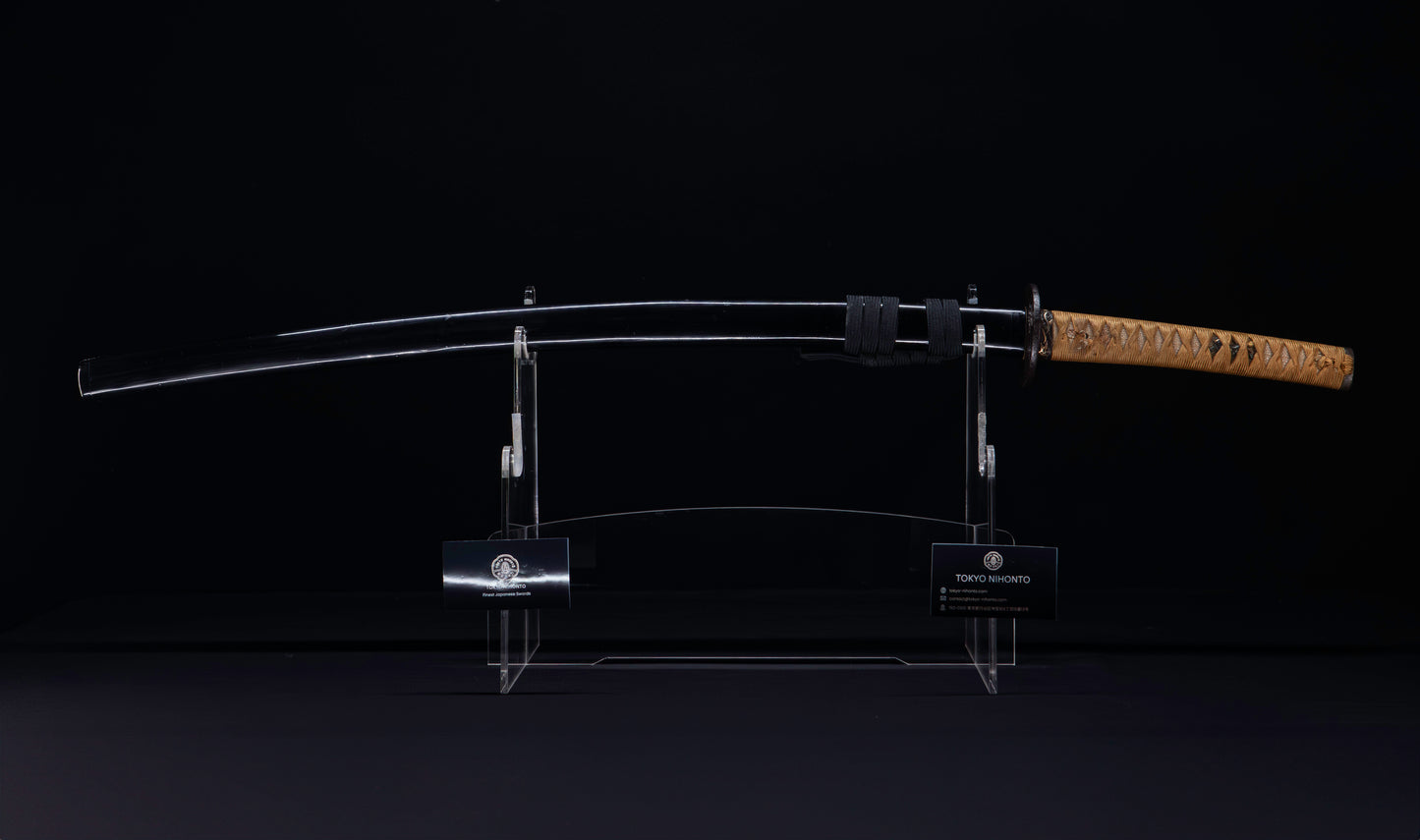 Katana japonesa antigua de Kaifu con doble Hozon y tsuba Gunbai de Myōchin