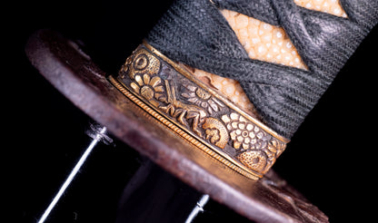 Antique Japanese Katana with Seated Sages Iron Tsuba and Suguha Hamon, Mumei, Edo Period