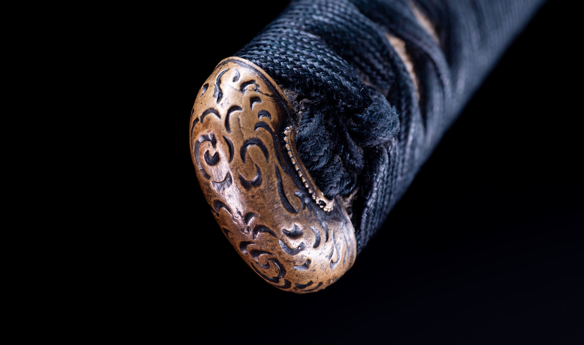 Antique Japanese Katana Sword with Notare-Gunome Hamon signed Ishidō Teruhide — 10th Generation Ishidō School — Tamahagane