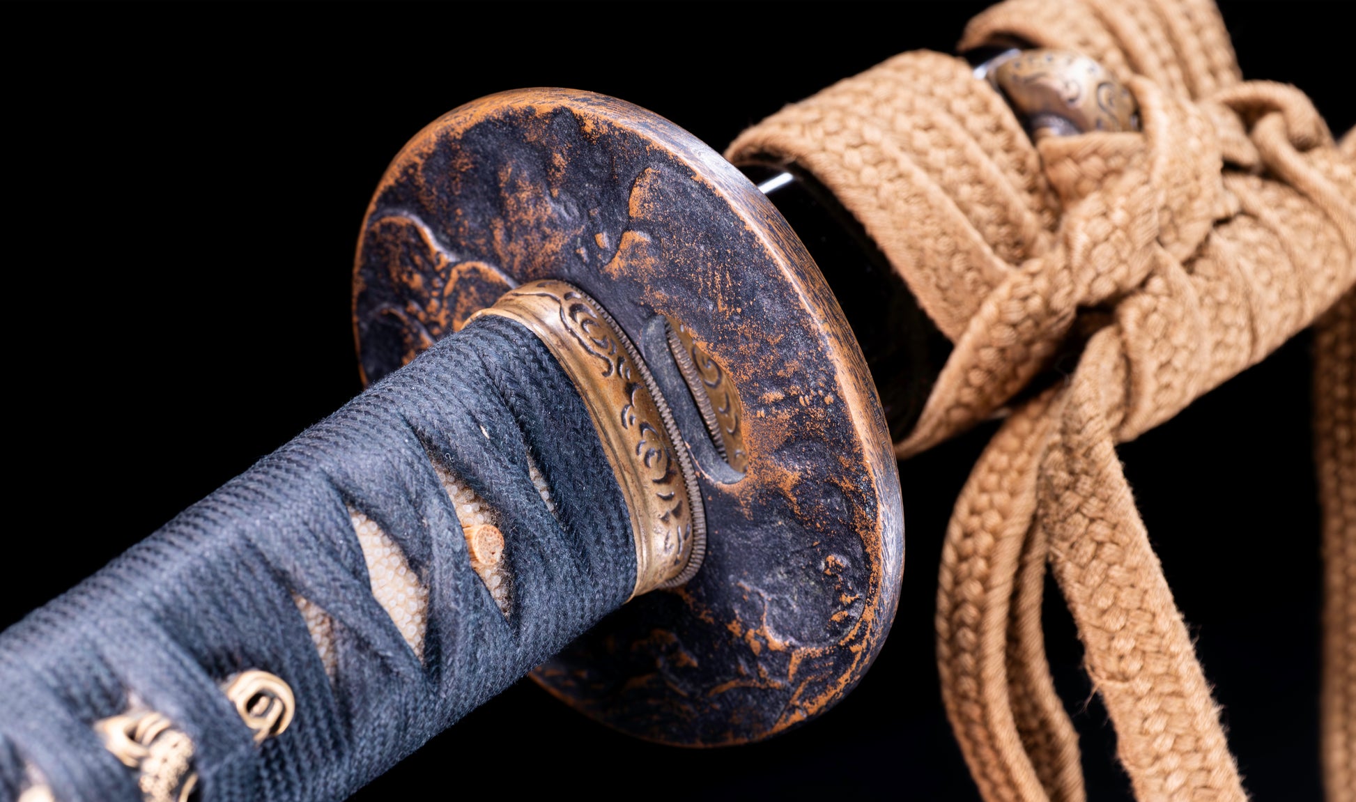 Antique Japanese Katana Sword with Notare-Gunome Hamon signed Ishidō Teruhide — 10th Generation Ishidō School — Tamahagane