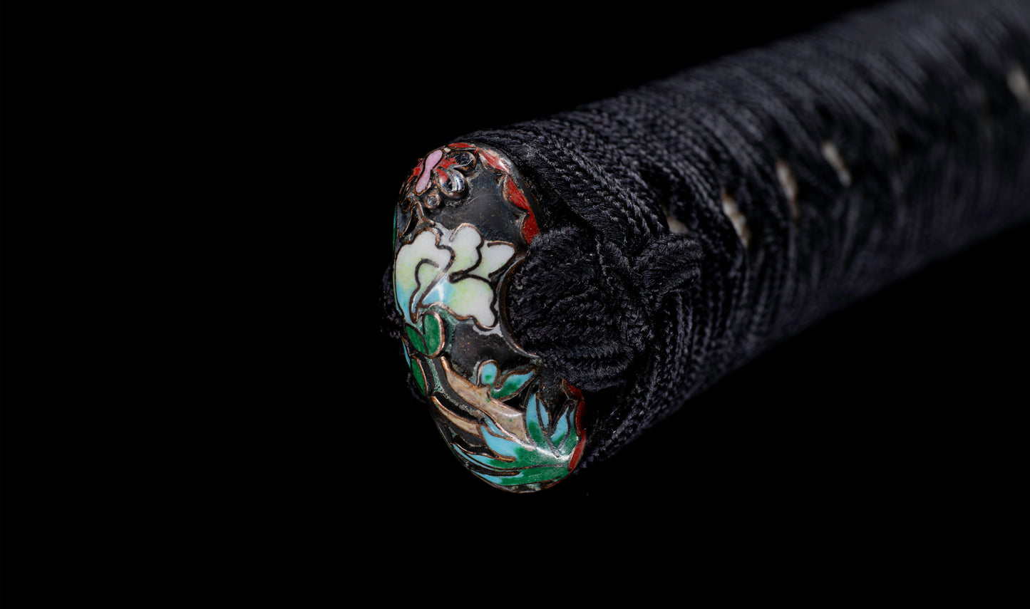 Katana antique japonais par Tanba-no-kami Terukado avec saya à laque dorée, tsuba en fer mokkō et hamon notare - NBTHK Hozon