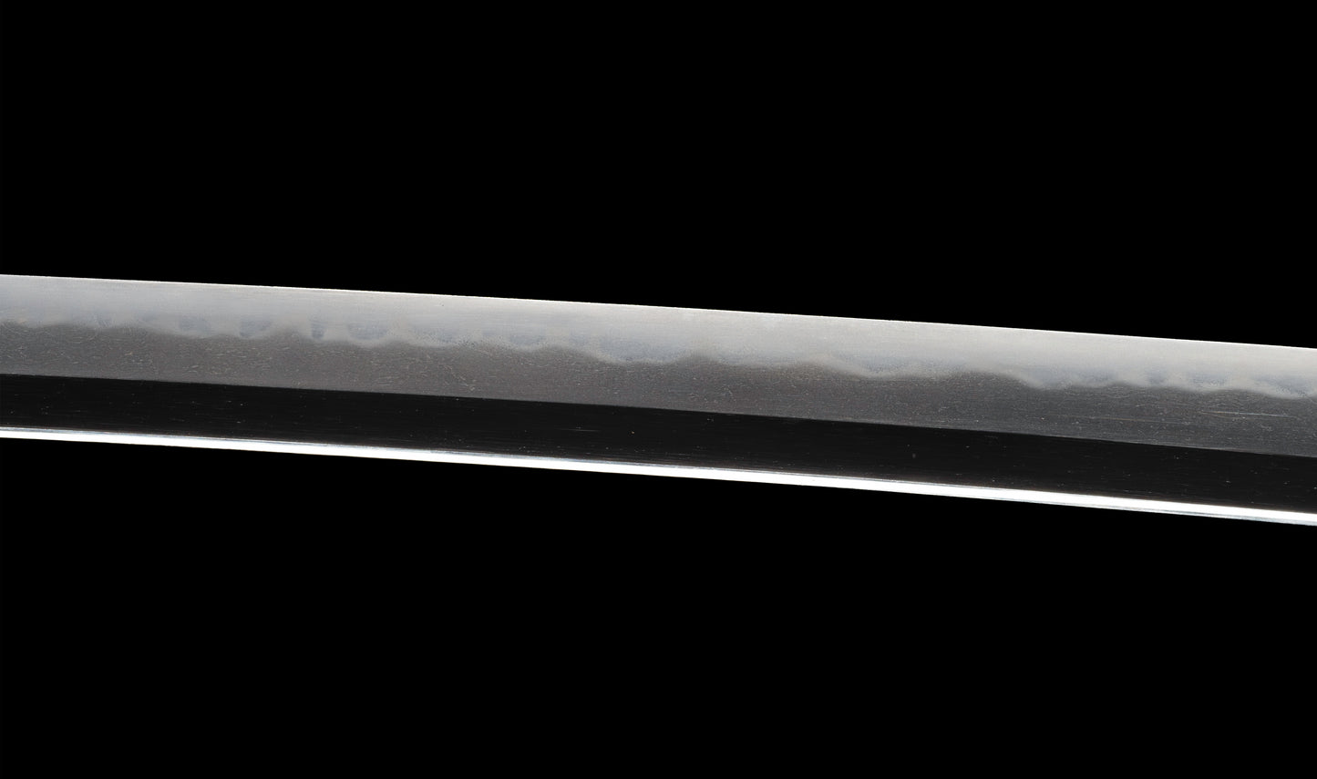 Katana antique japonais par Tanba-no-kami Terukado avec saya à laque dorée, tsuba en fer mokkō et hamon notare - NBTHK Hozon