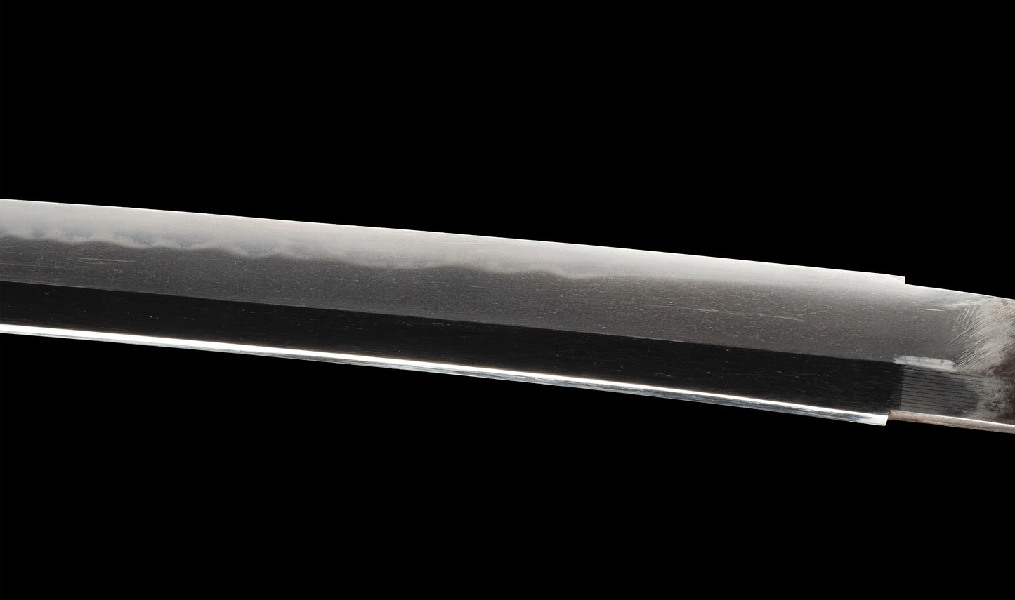 Katana antique japonais par Tanba-no-kami Terukado avec saya à laque dorée, tsuba en fer mokkō et hamon notare - NBTHK Hozon