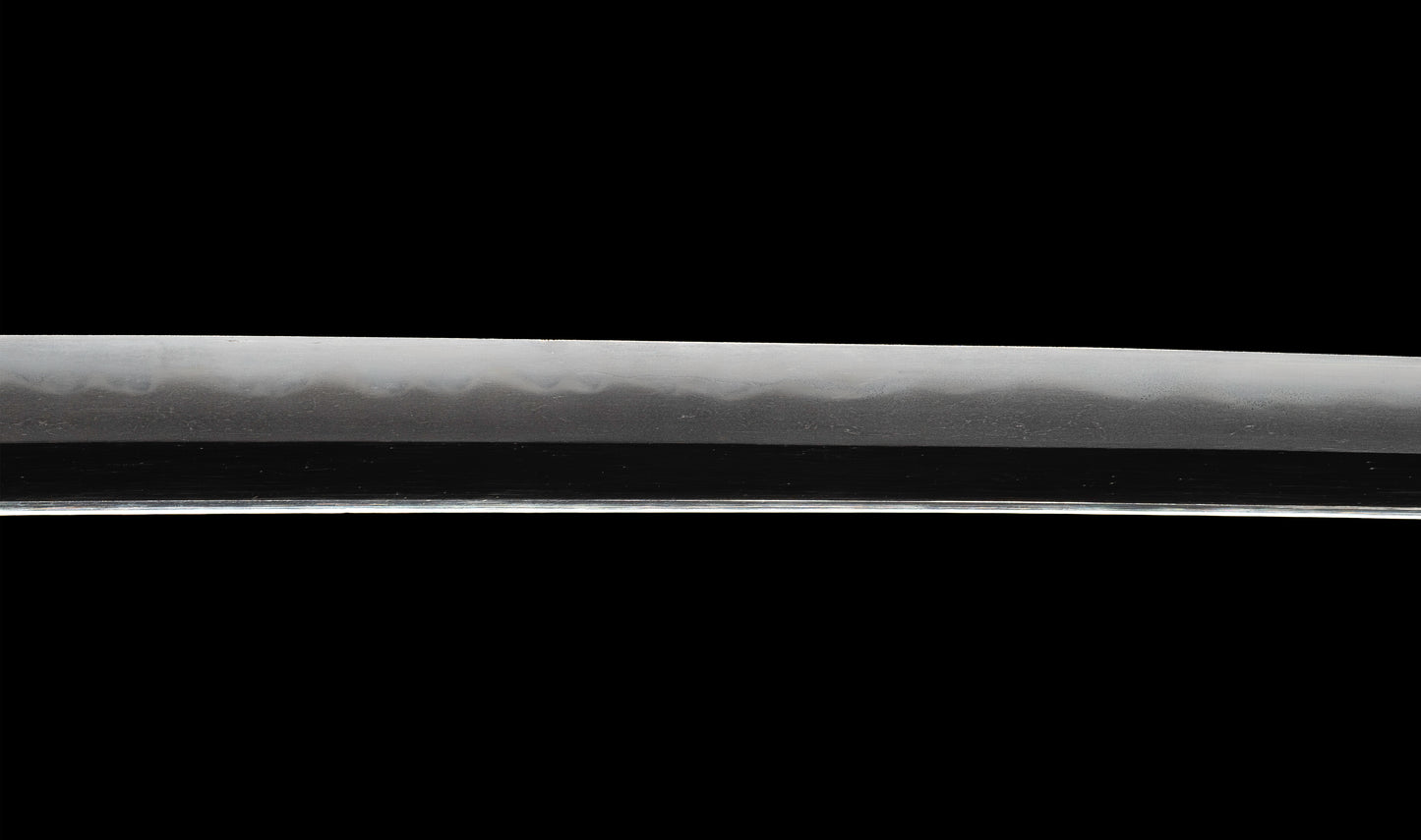 Katana antique japonais par Tanba-no-kami Terukado avec saya à laque dorée, tsuba en fer mokkō et hamon notare - NBTHK Hozon