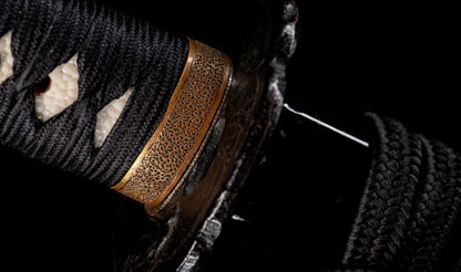 Katana japonais antique, signé Jumyo à lame ubu avec koshirae noir roiro - NBTHK Hozon