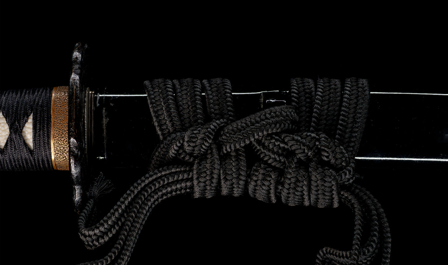 Katana japonais antique, signé Jumyo à lame ubu avec koshirae noir roiro - NBTHK Hozon