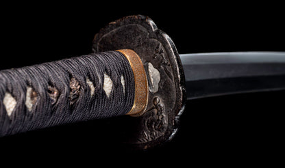 Katana japonais antique, signé Jumyo à lame ubu avec koshirae noir roiro - NBTHK Hozon