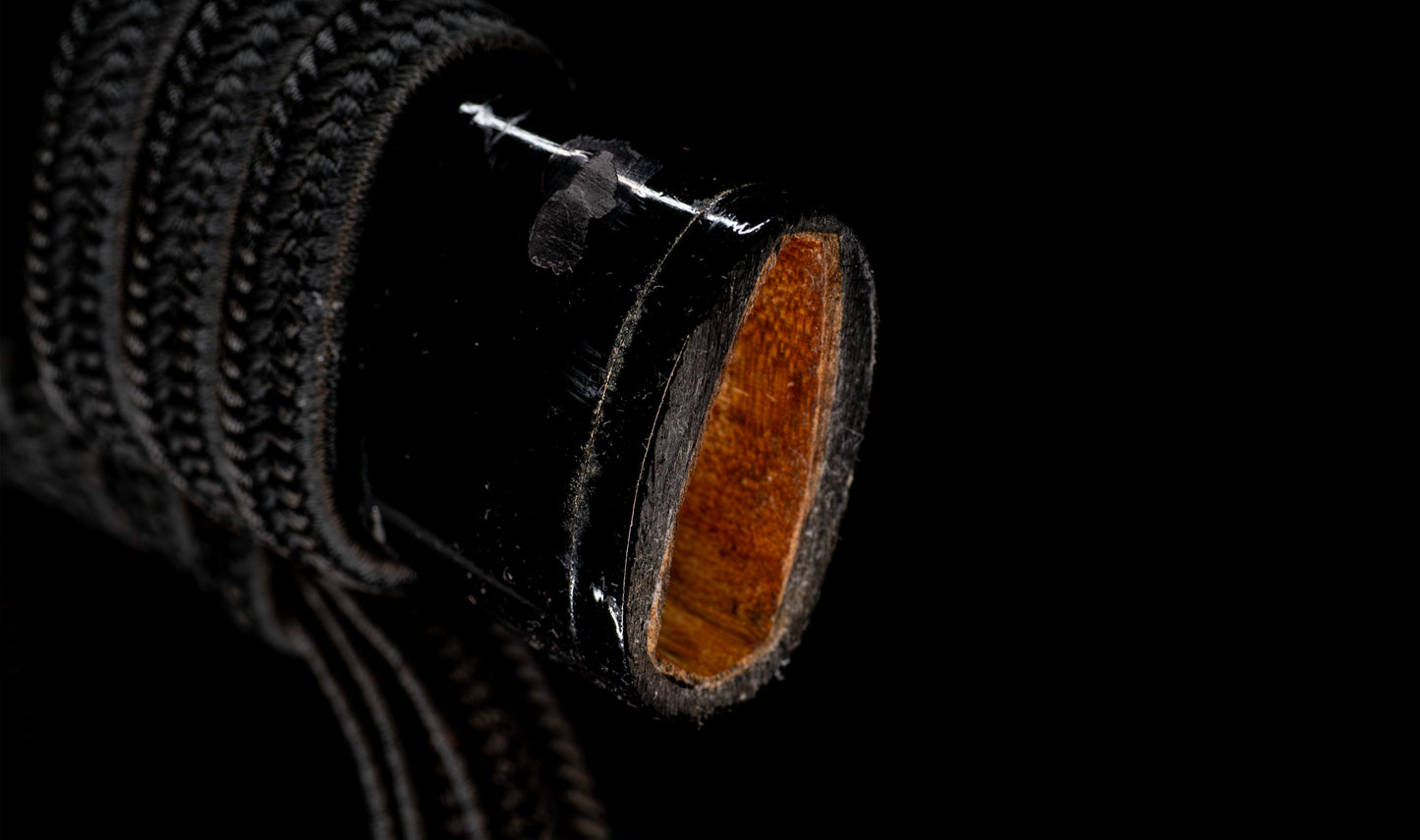 Katana japonais antique, signé Jumyo à lame ubu avec koshirae noir roiro - NBTHK Hozon