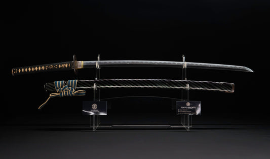 Antique Japanese Katana Sword with Broad Gunome Hamon, Tobiyaki and Diagonal Striped Lacquer Saya — Edo Shintō