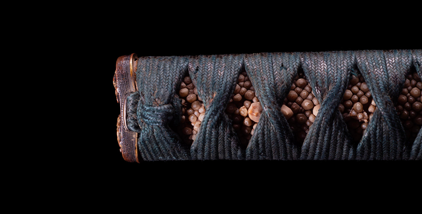 Épée Katana japonaise antique avec rainure laquée rouge 