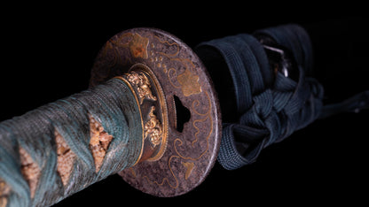 Épée Katana japonaise antique avec rainure laquée rouge 