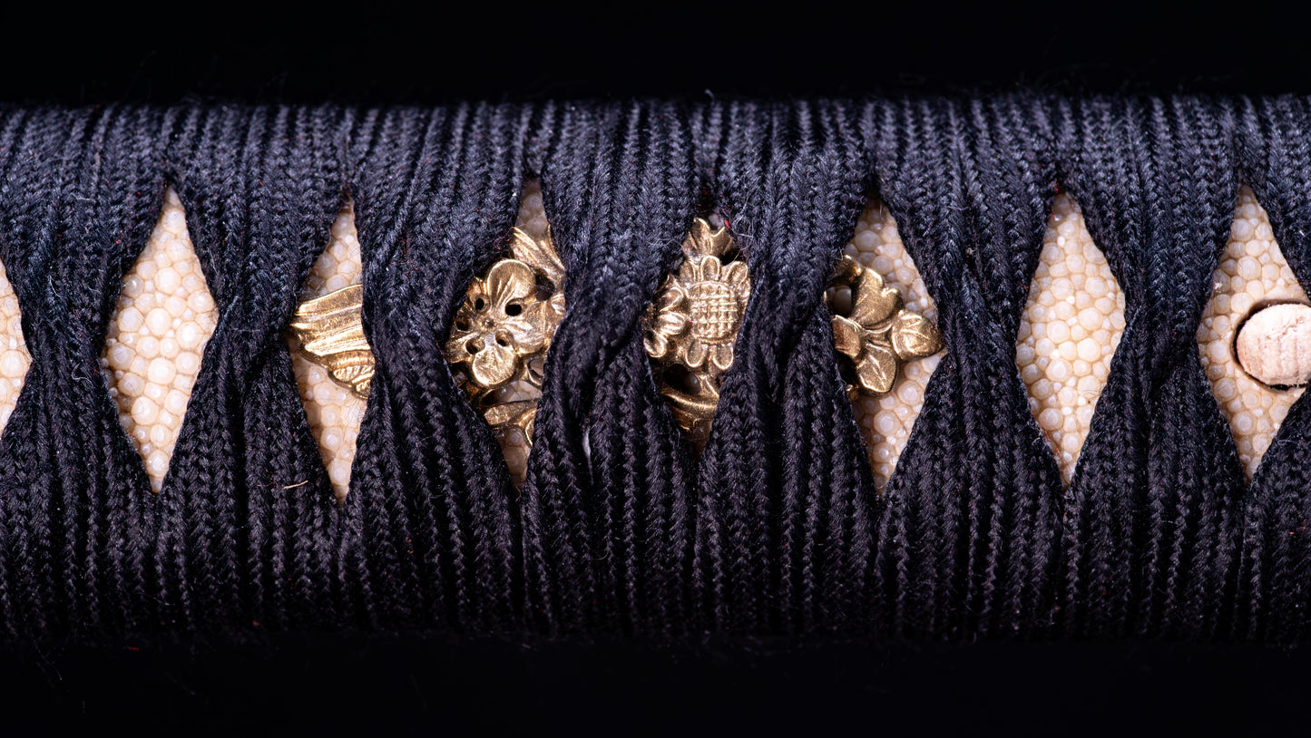 Antique Japanese Katana Sword from Late Muromachi, 66.6 cm